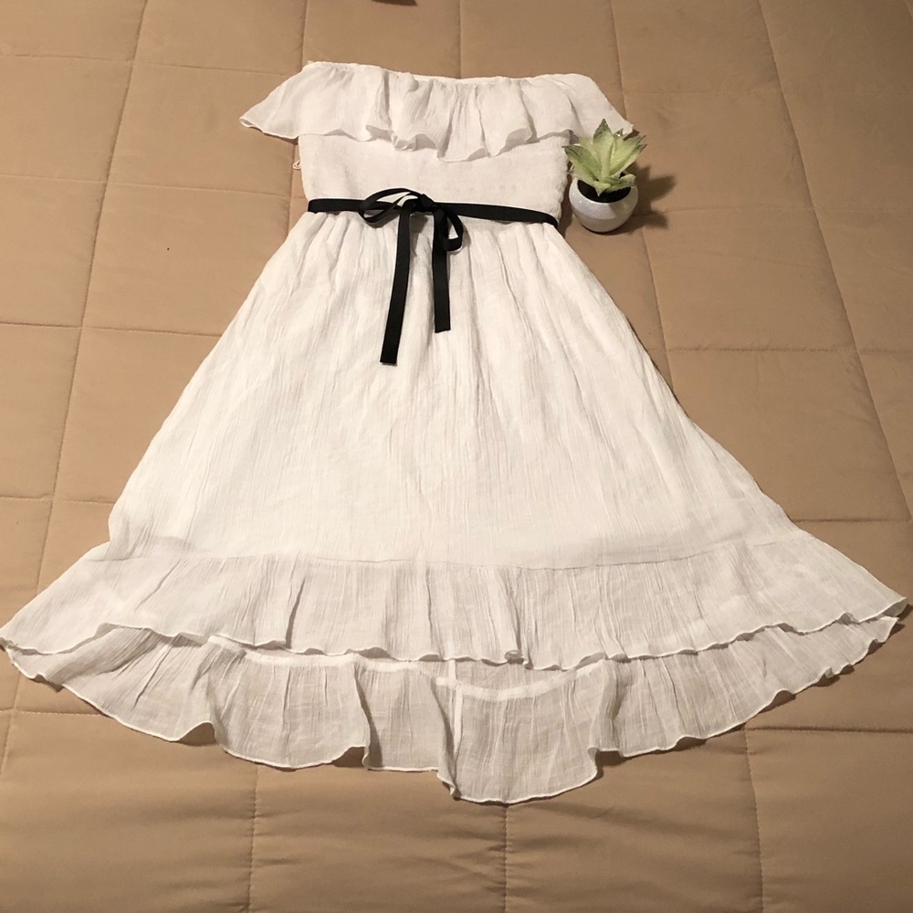 White Strapless Ruffled Dress